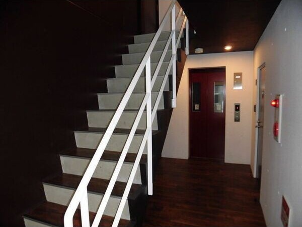 HUGA　PREMIUM　SUITE ロビー