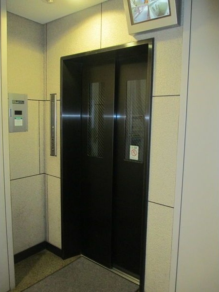 サンタの館裏参道 その他共有部分