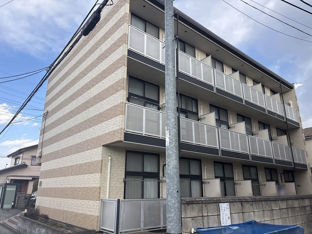 レオパレスアミー 外観