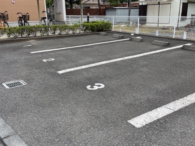 レオパレスジャスミン その他