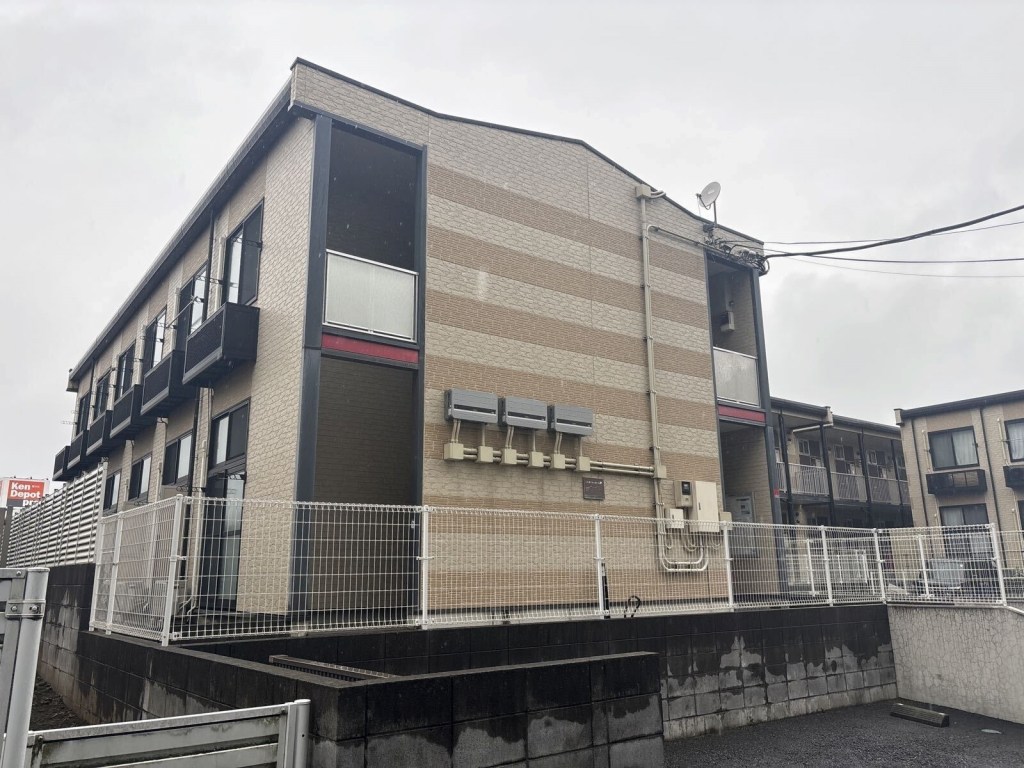 レオパレスカサブランカ 外観