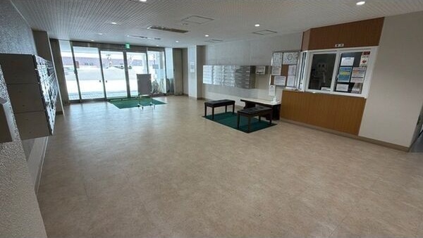 琴似マンション エントランス