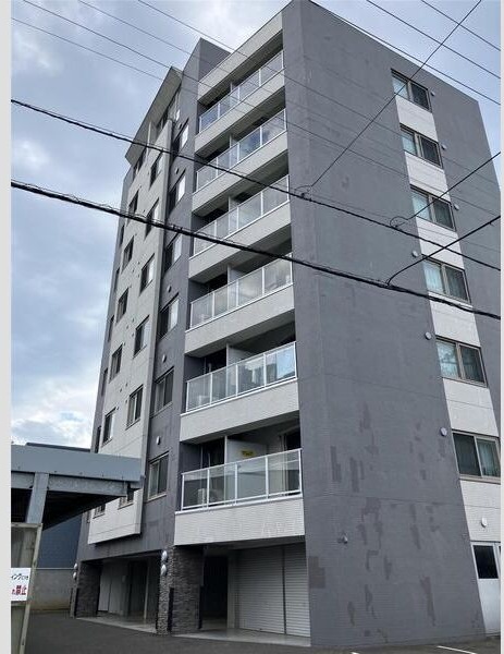 サムティ学園前 外観