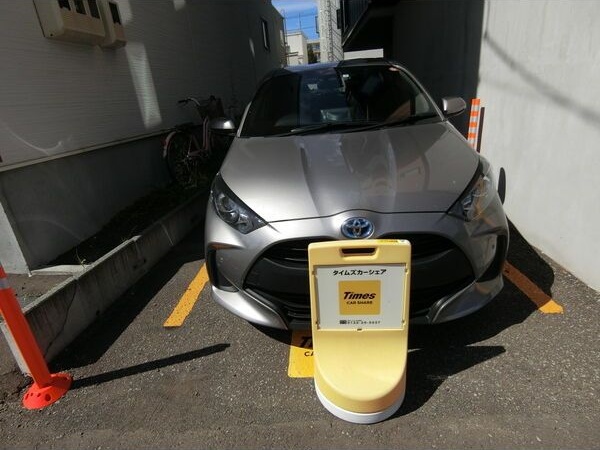 トロンシェ 駐車場