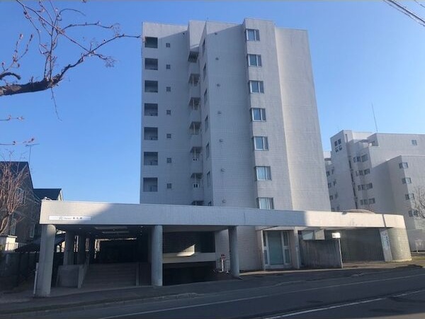 FC新札幌(旧:ヴィラ　アンエフ　セカンド) 外観