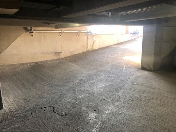FC新札幌(旧:ヴィラ　アンエフ　セカンド) 駐車場