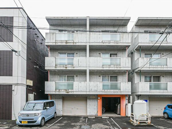 アンソレイユ 外観