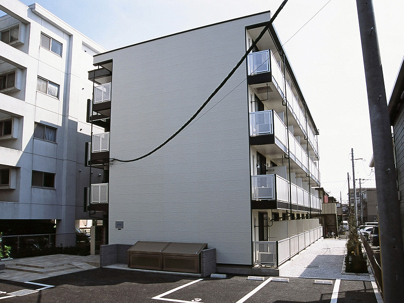 レオパレスグランパ マロン 外観