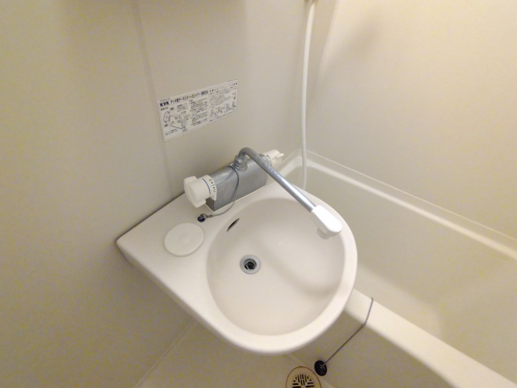 レオパレスカサベルデ その他