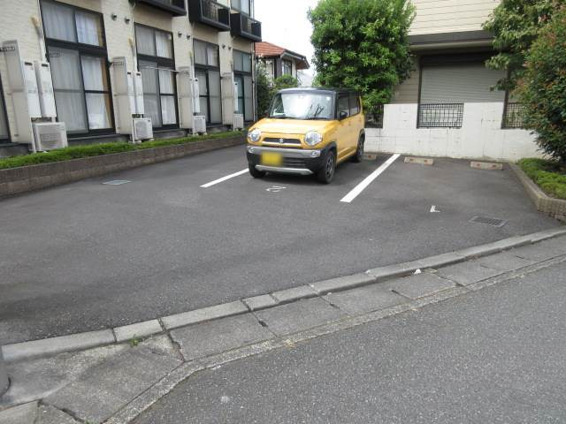 レオパレスカサベルデ その他