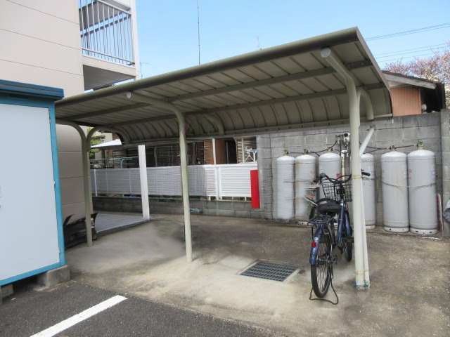レオパレスオアシス その他