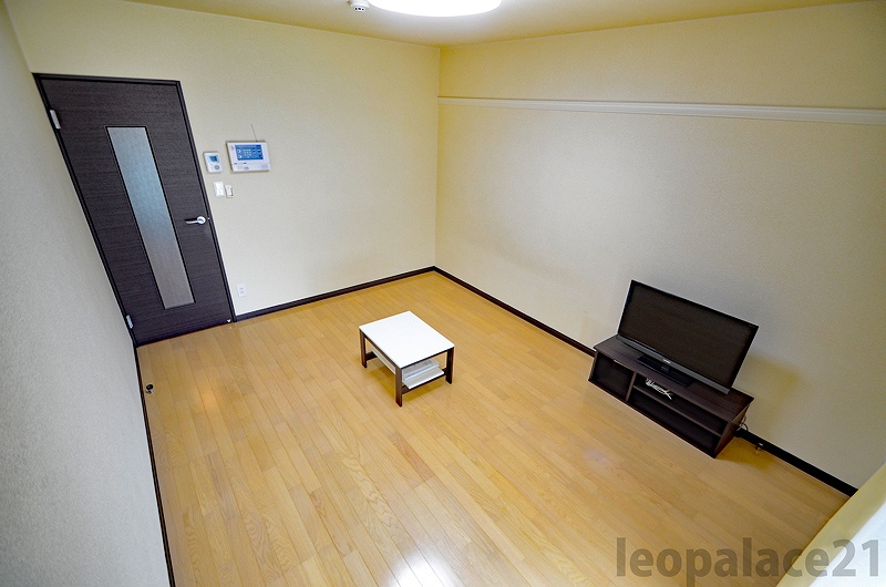 クレイノセレーナ リビング