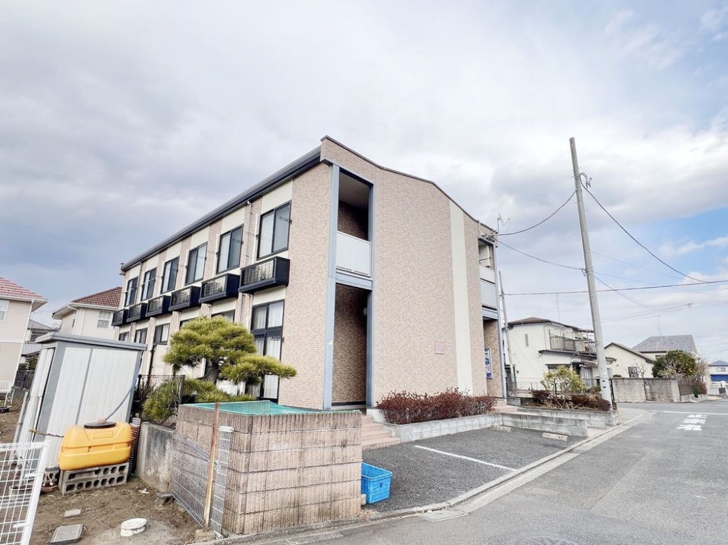 レオパレスエスポワールメゾン 外観