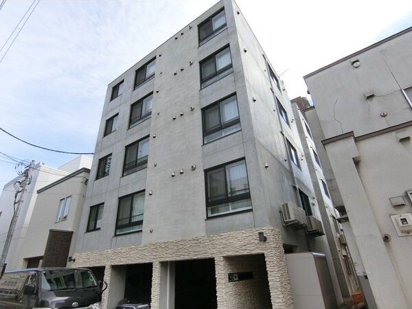 Harness南6条 外観