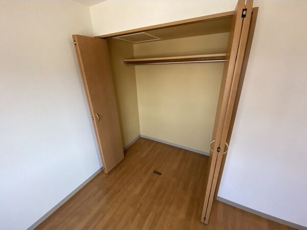 ベルナーヒルズ厚別 収納