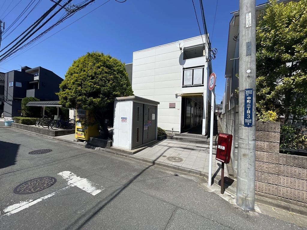 レオパレス中町 外観