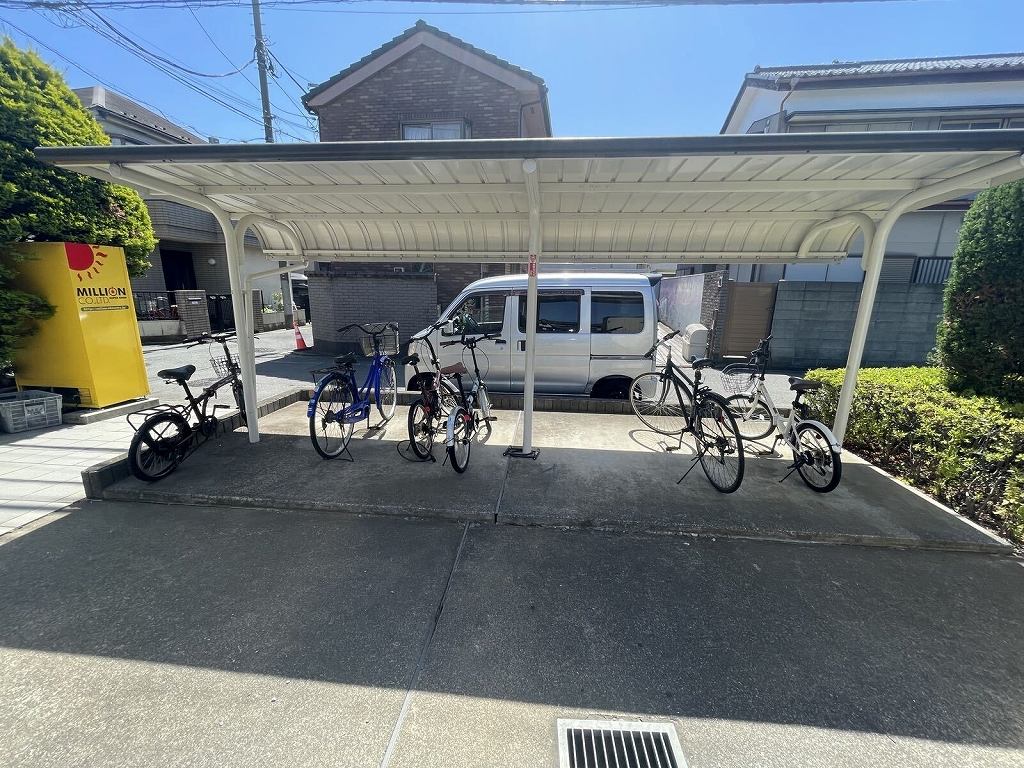 レオパレス中町 その他