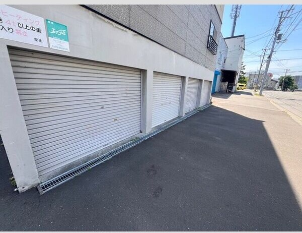 ノーブル水車町 駐車場