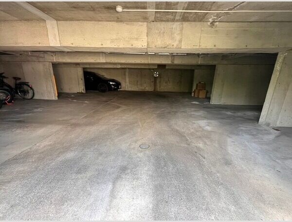 ノーブル水車町 駐車場