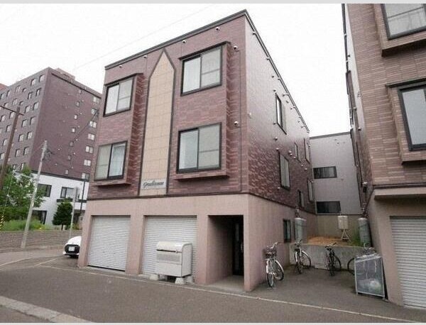 グラディート厚別 外観