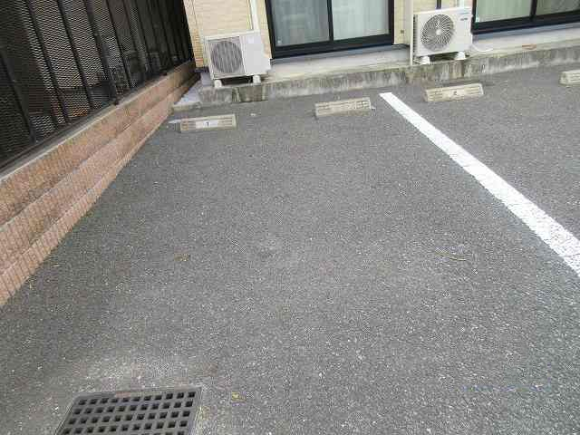 レオパレスラボア その他