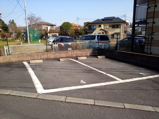 レオパレスフリージア その他