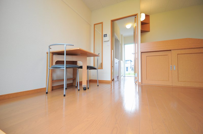 レオパレスフリージア リビング