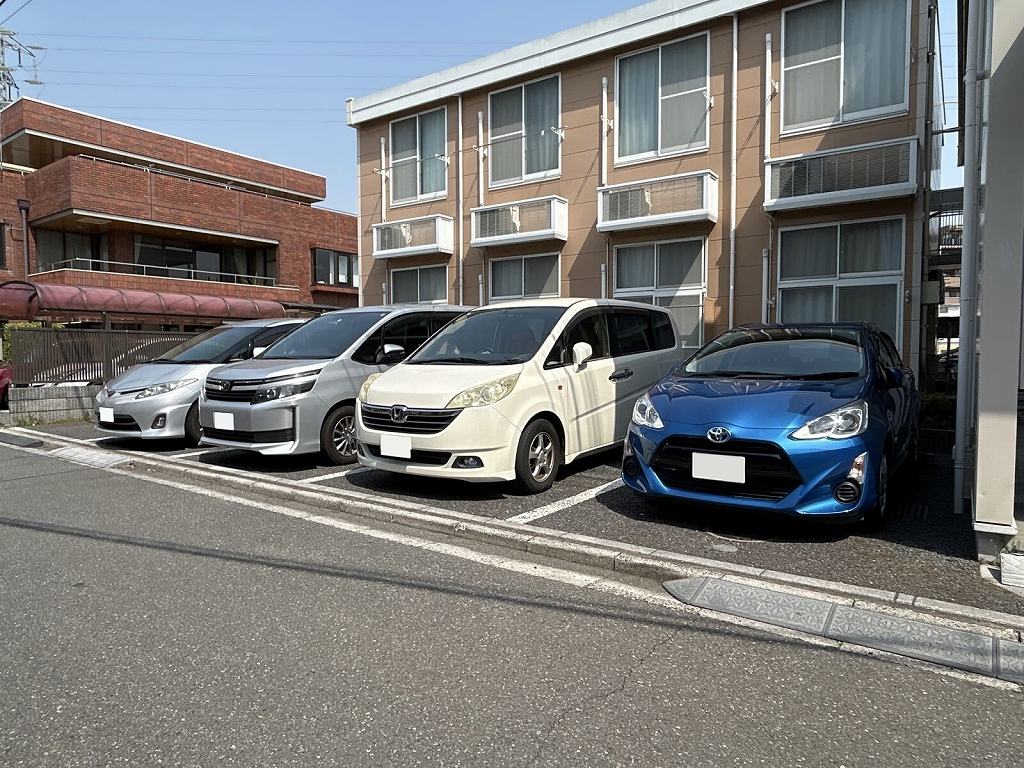 レオパレスＲＥＤ　ＷＡＶＥ その他