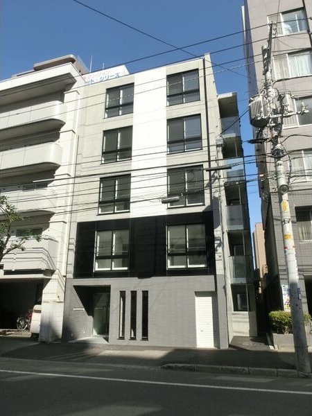 センテナリオL183 外観