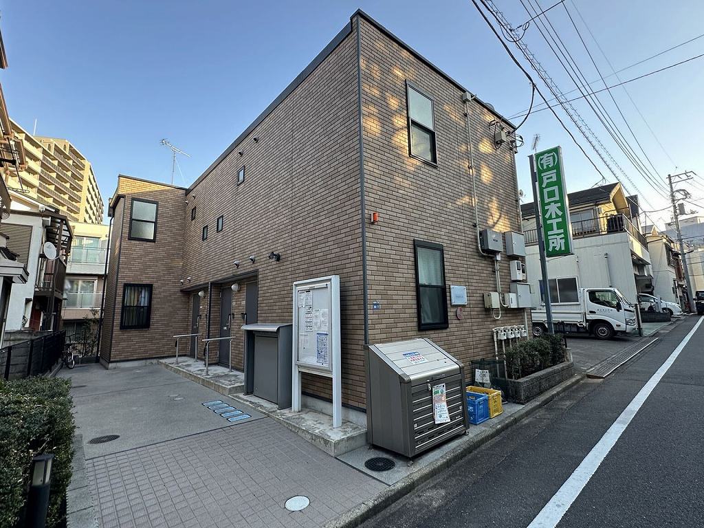 レオネクストアコラート 外観