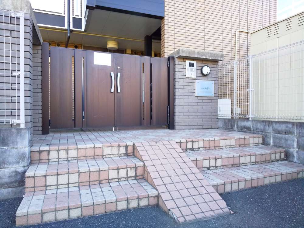 レオパレスシャルダン その他