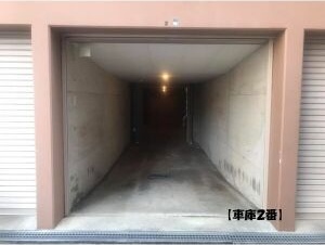 アベニーレ北円山 駐車場