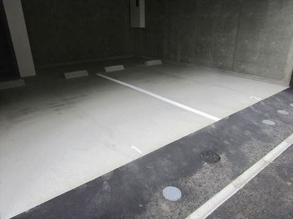 EXCELLENT　HOUSE 駐車場