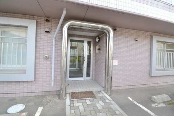 エルサコート澄川 エントランス