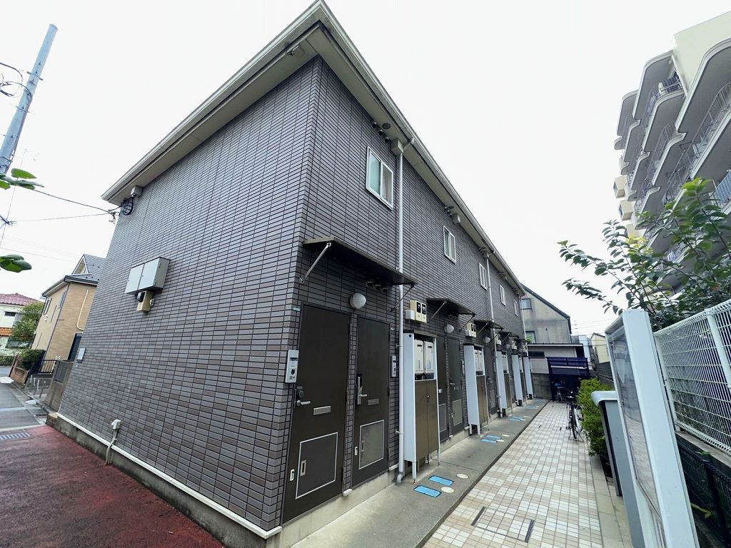 レオパレスハッピネス 外観