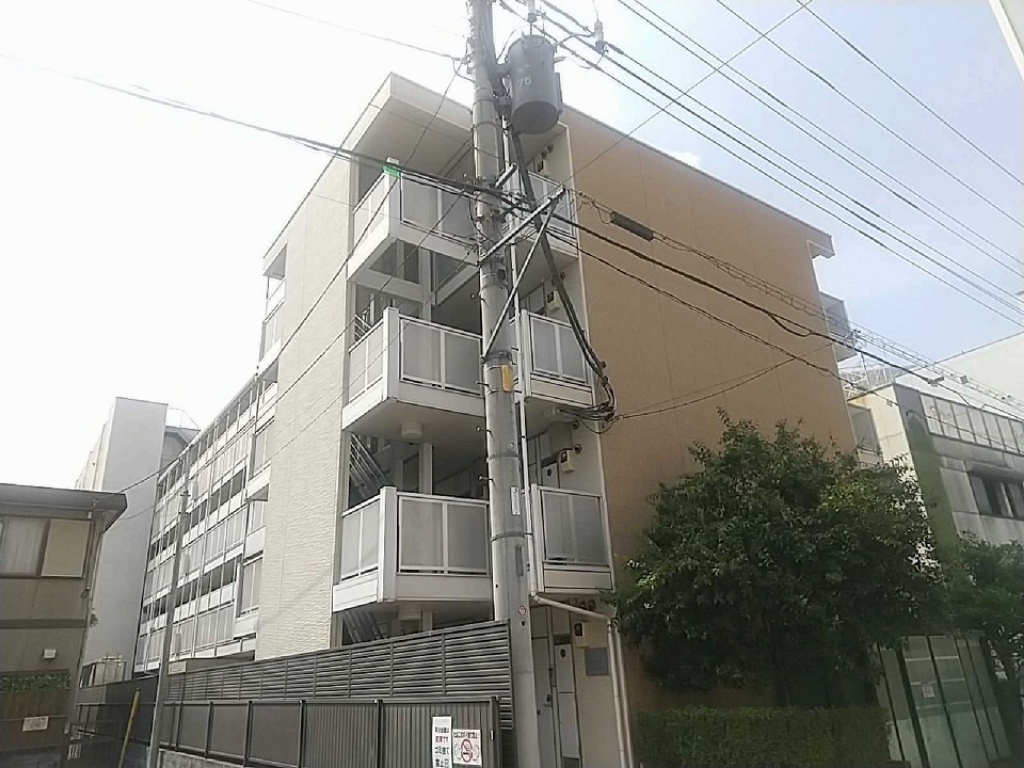 レオパレスカプリコーン２１ 外観