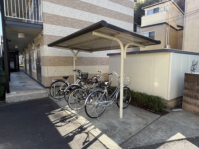 レオパレスますがた その他