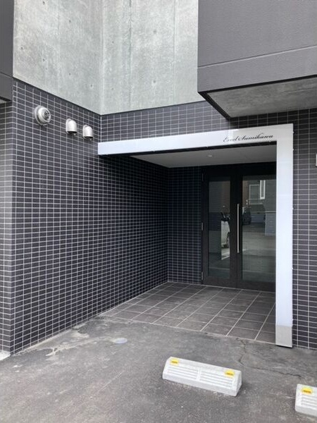 Excel澄川 エントランス