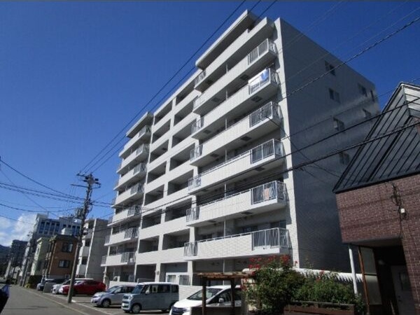 クリオ行啓通参番館 外観