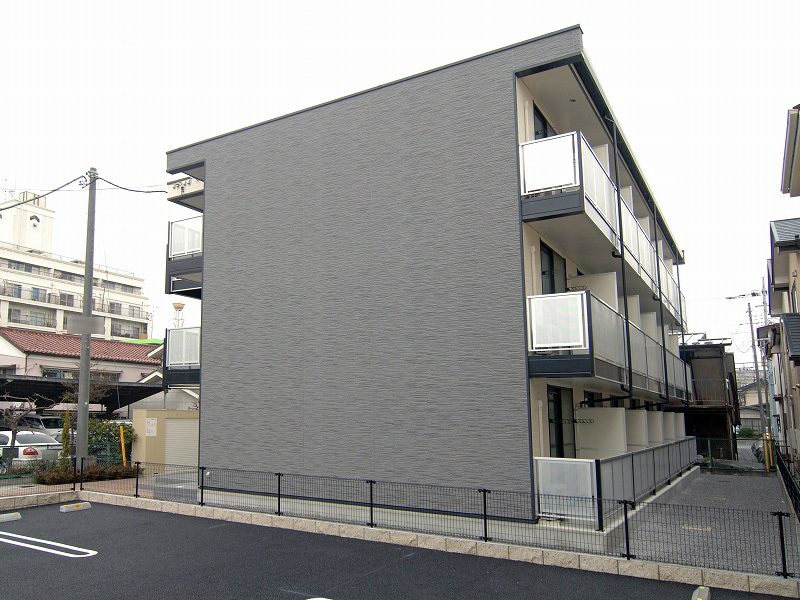 レオパレスかすやⅡ 外観