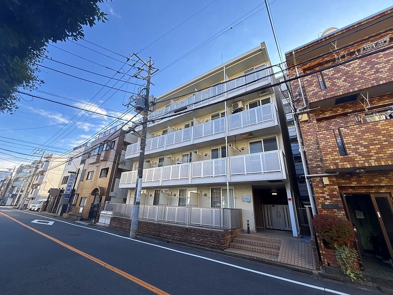 レオパレスアヴァンティ 外観