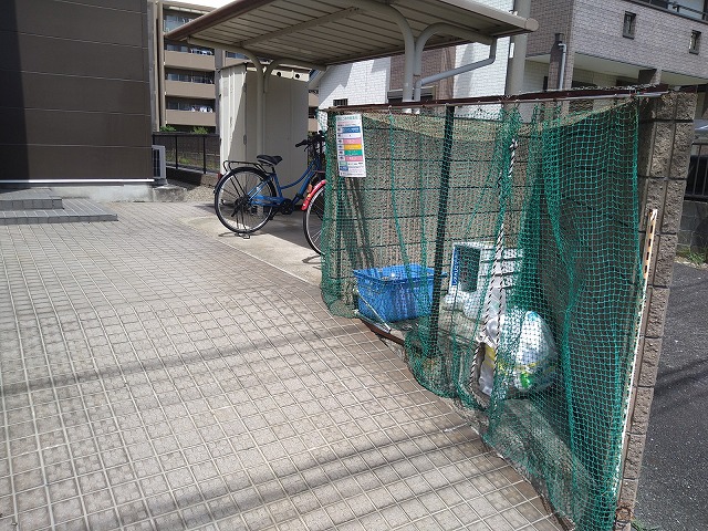 レオパレスエスポワール その他