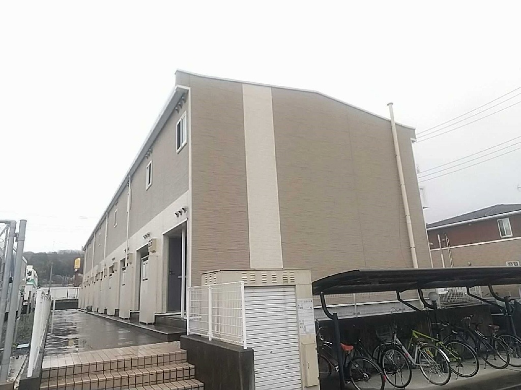 レオパレスブライトセゾン 外観