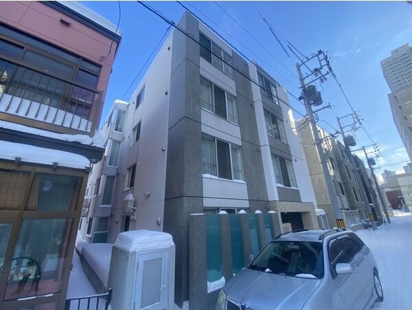 プレジール札幌 外観