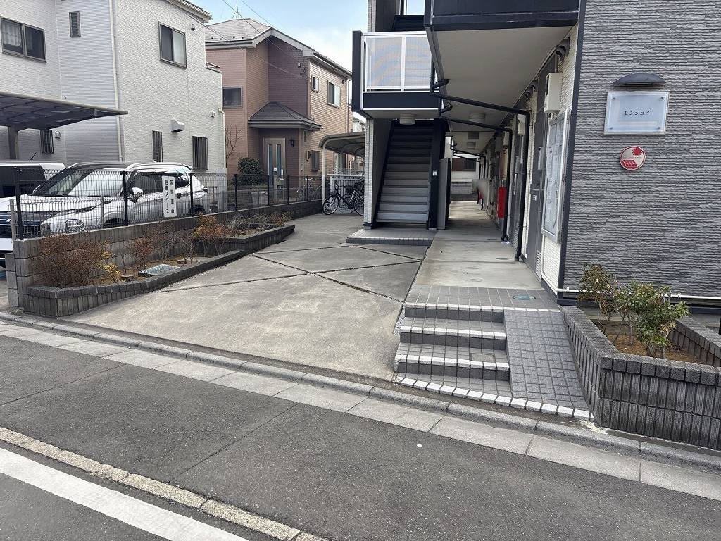 レオパレスモンジュイ その他