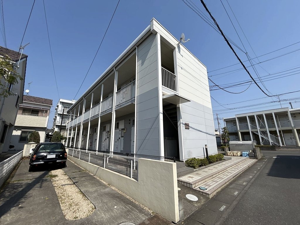 レオパレスサニーホームズ 外観