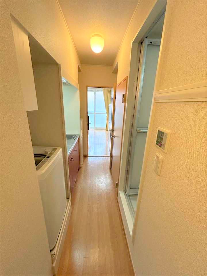 レオパレスかいと 玄関