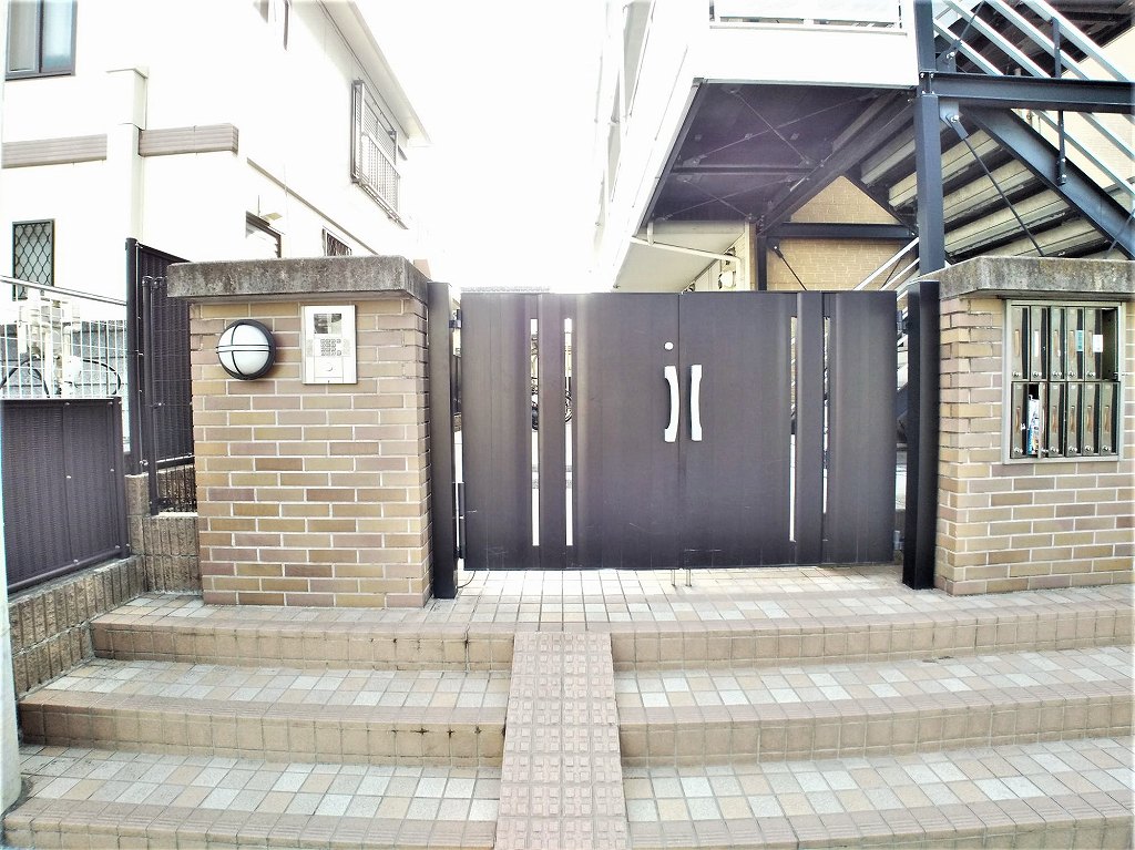 レオパレスアストライア その他