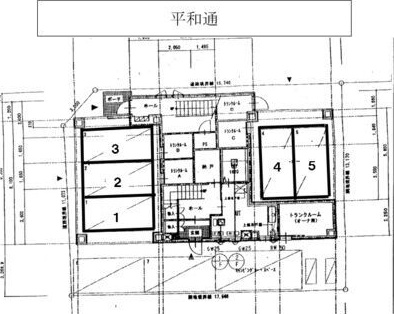 M&R 駐車場