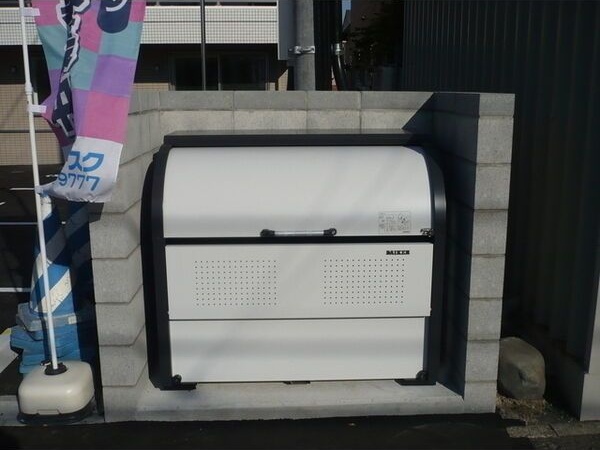 e-casa 駐車場